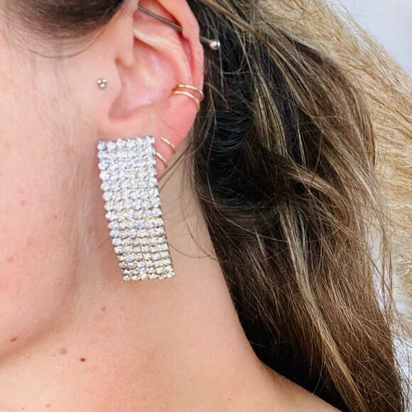 NORDSTROM REVOLVE Silver White Bar CZ Rhinestone 1.75" Stud Earrings Jewelry - Picture 3 of 9